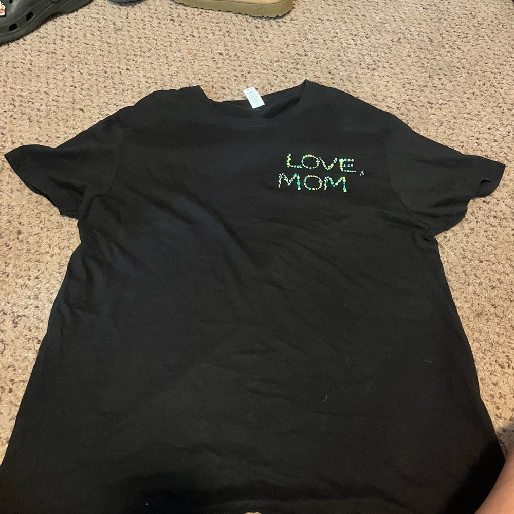 Black 'Love, Mom' Kids T-Shirt